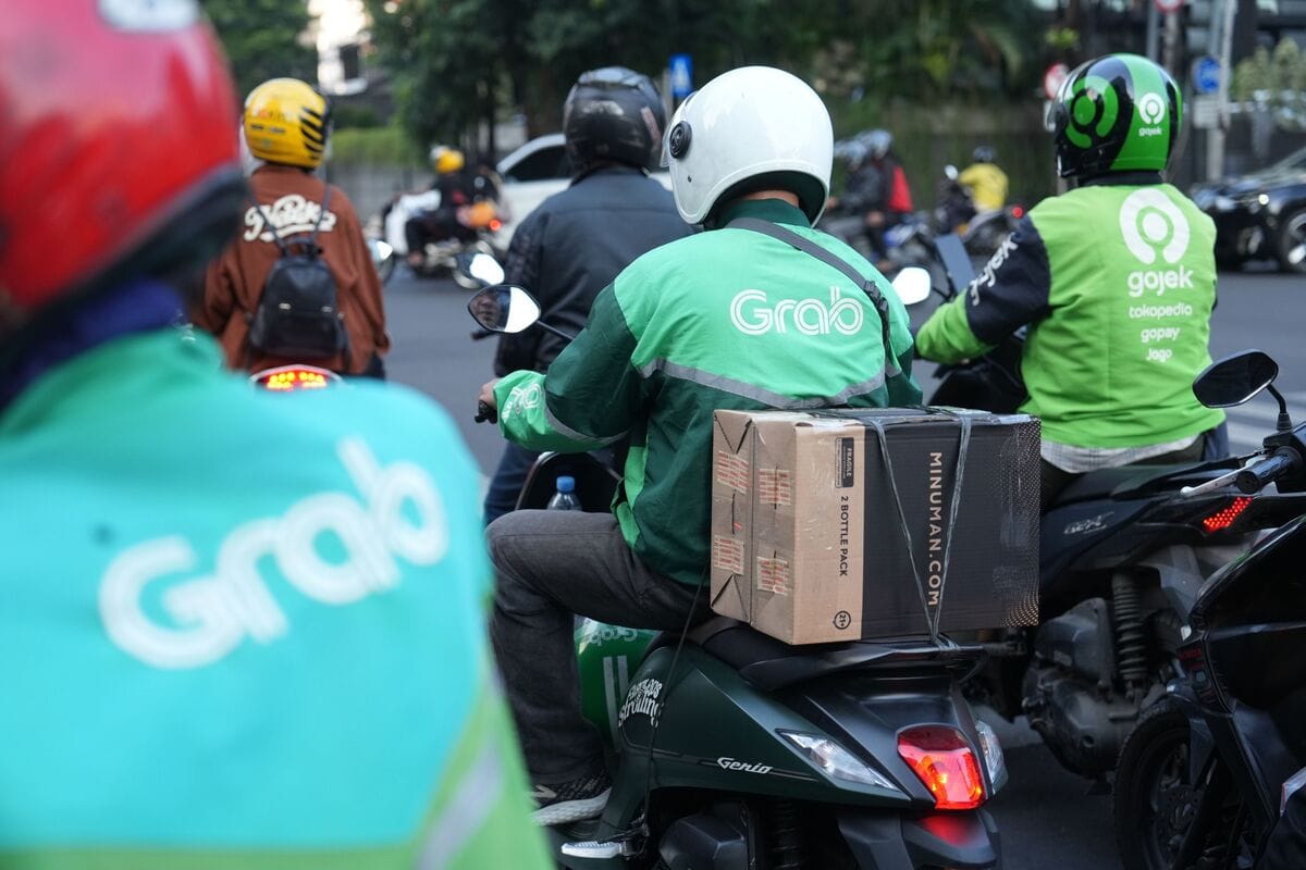 Grab looks to strike a deal to acquire Indonesia’s GoTo in Q2
